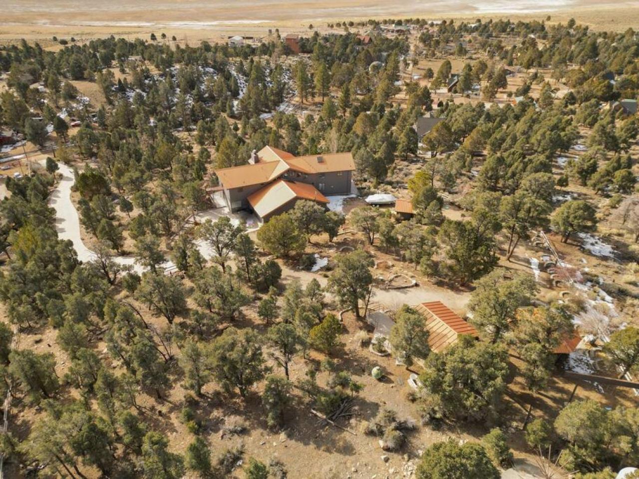 Steel Pine Lodge A Rustic Mountain Retreat Views Baldwin Lake Luaran gambar