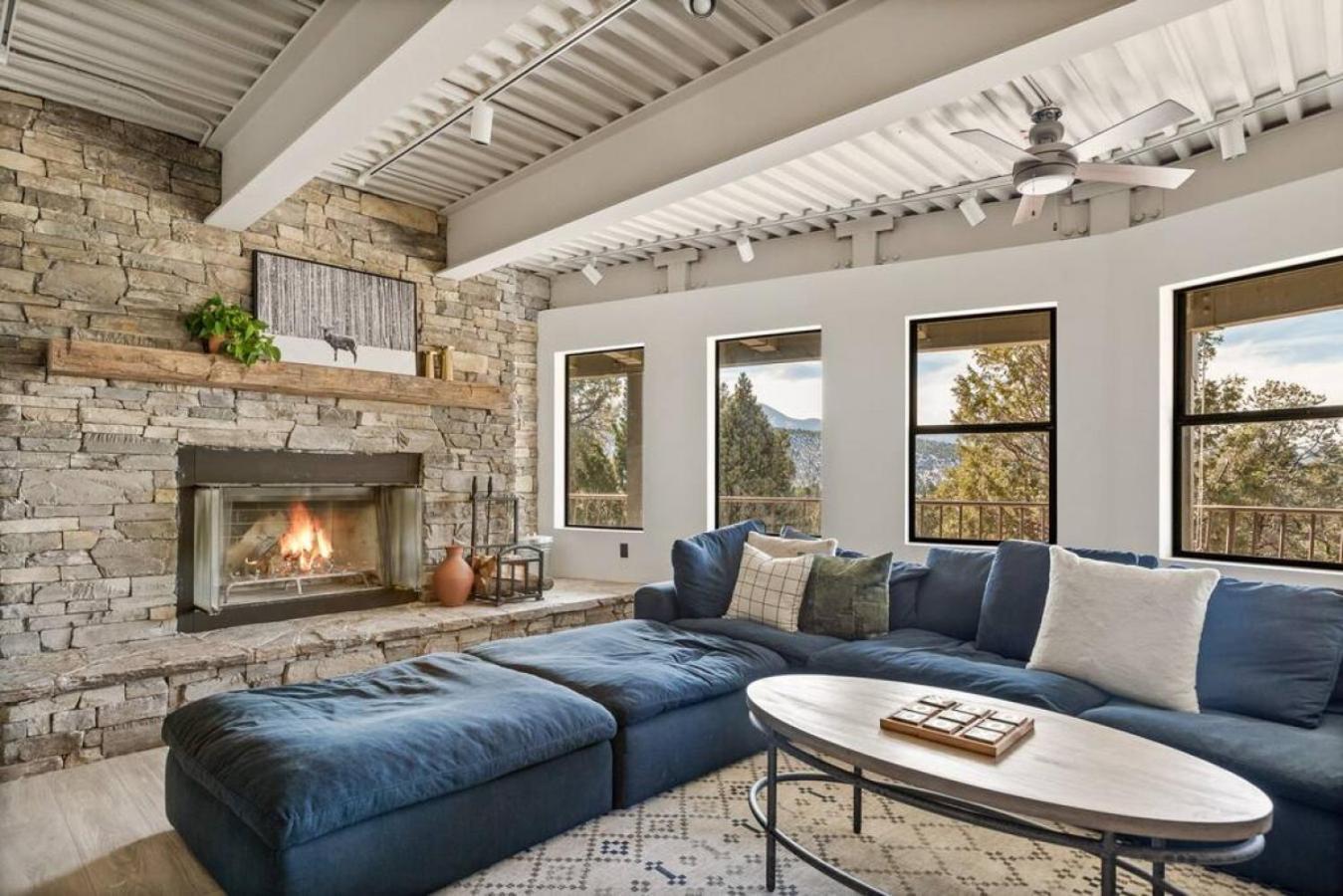 Steel Pine Lodge A Rustic Mountain Retreat Views Baldwin Lake Luaran gambar