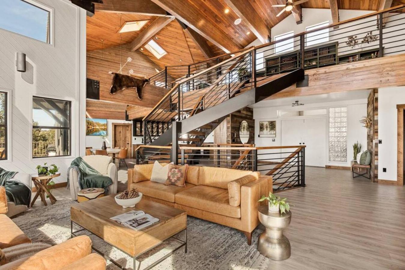 Steel Pine Lodge A Rustic Mountain Retreat Views Baldwin Lake Luaran gambar