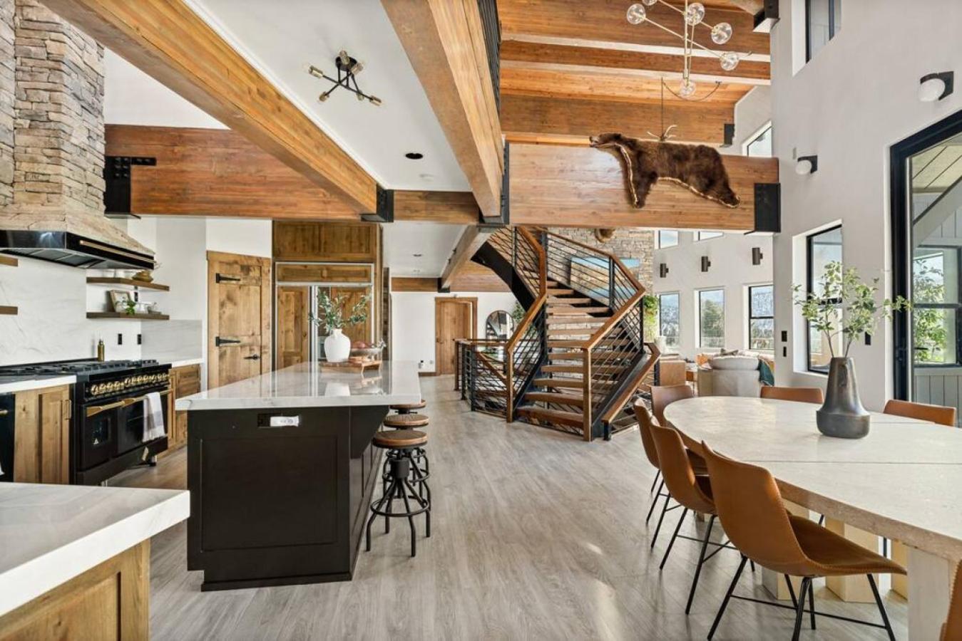 Steel Pine Lodge A Rustic Mountain Retreat Views Baldwin Lake Luaran gambar